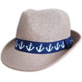 Plážový klobouk s námořnickou stuhou