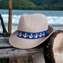Plážový klobouk s námořnickou stuhou