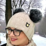 Zimní čepice VoLaN s bambulemi