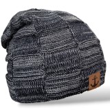 Zimní čepice Kotva černá